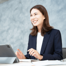 提案している様子